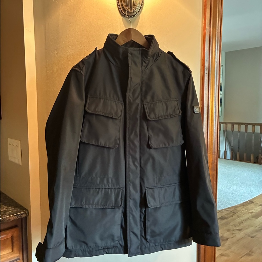 Tumi Black Utility Jacket Durable Water-Resistant Design
